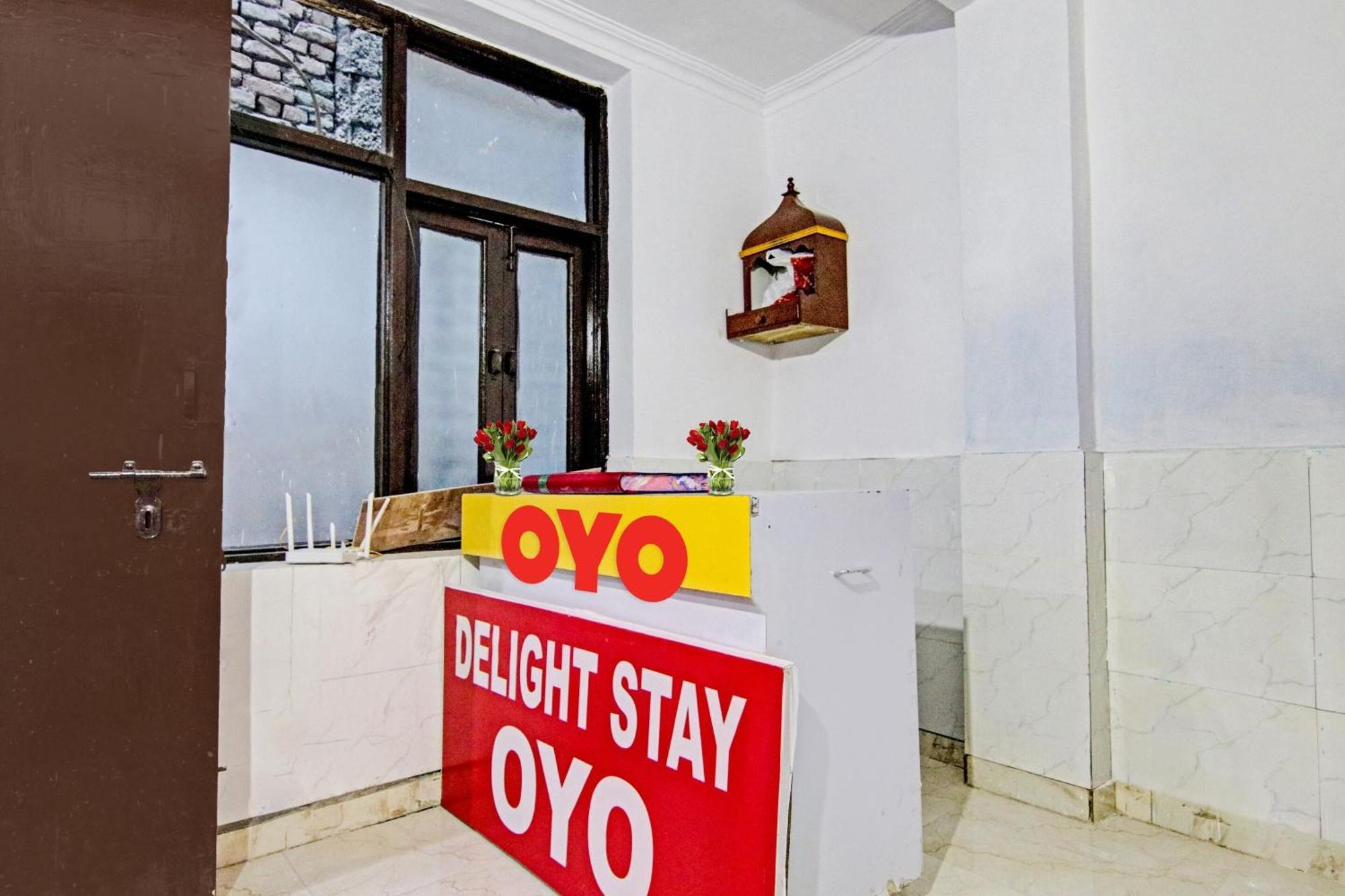 Hotel O Chaudhary Villa นิวเดลี ภายนอก รูปภาพ