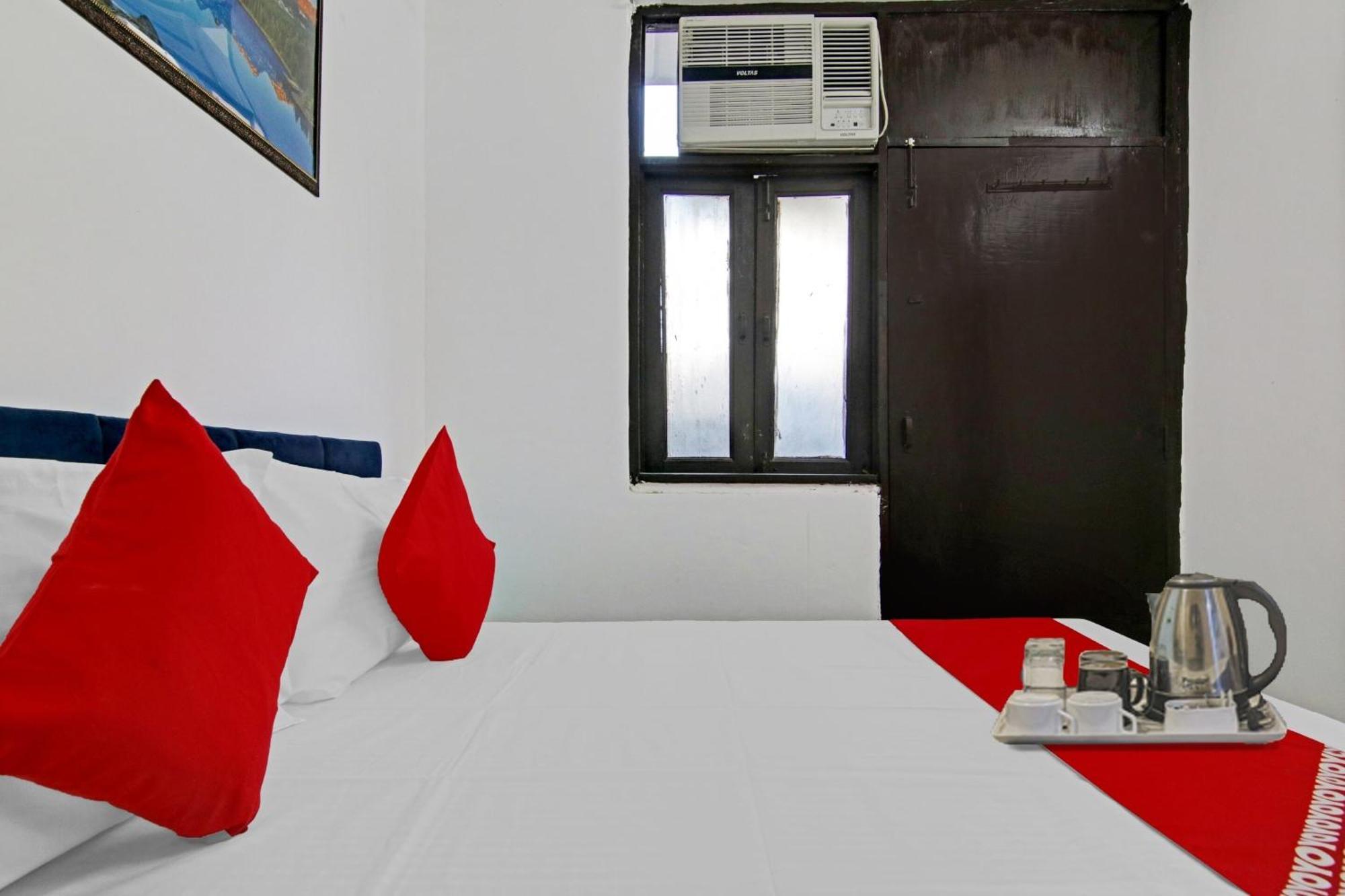 Hotel O Chaudhary Villa นิวเดลี ภายนอก รูปภาพ